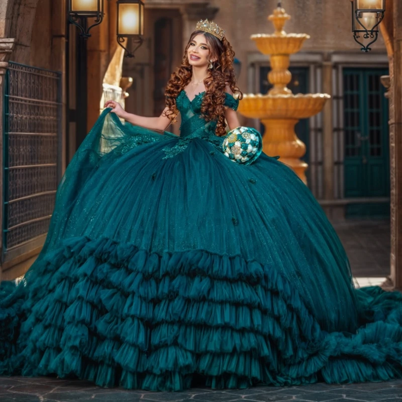Blackish Green Princess Quinceanera Dresses Off Shoulder Applique Beading Crystal Bow Tiered Tull Sweet 16 Dress Ball Gown Vesti
Blackish Green Princess Quinceanera Dresses Off Shoulder Applique Beading Crystal Bow Tiered Tull Sweet 16 Dress Ball Gown Vesti