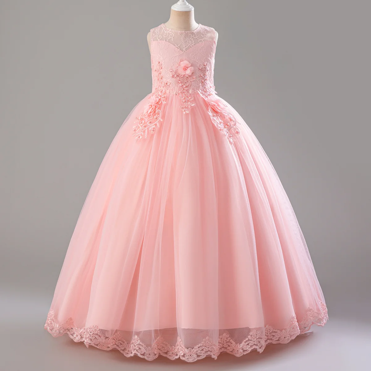 Girls' New Embroidered Sleeveless Long Mesh Princess Dress for Children's Day School Graduation Ceremony Fashion Dress
Girls' New Embroidered Sleeveless Long Mesh Princess Dress for Children's Day School Graduation Ceremony Fashion Dress