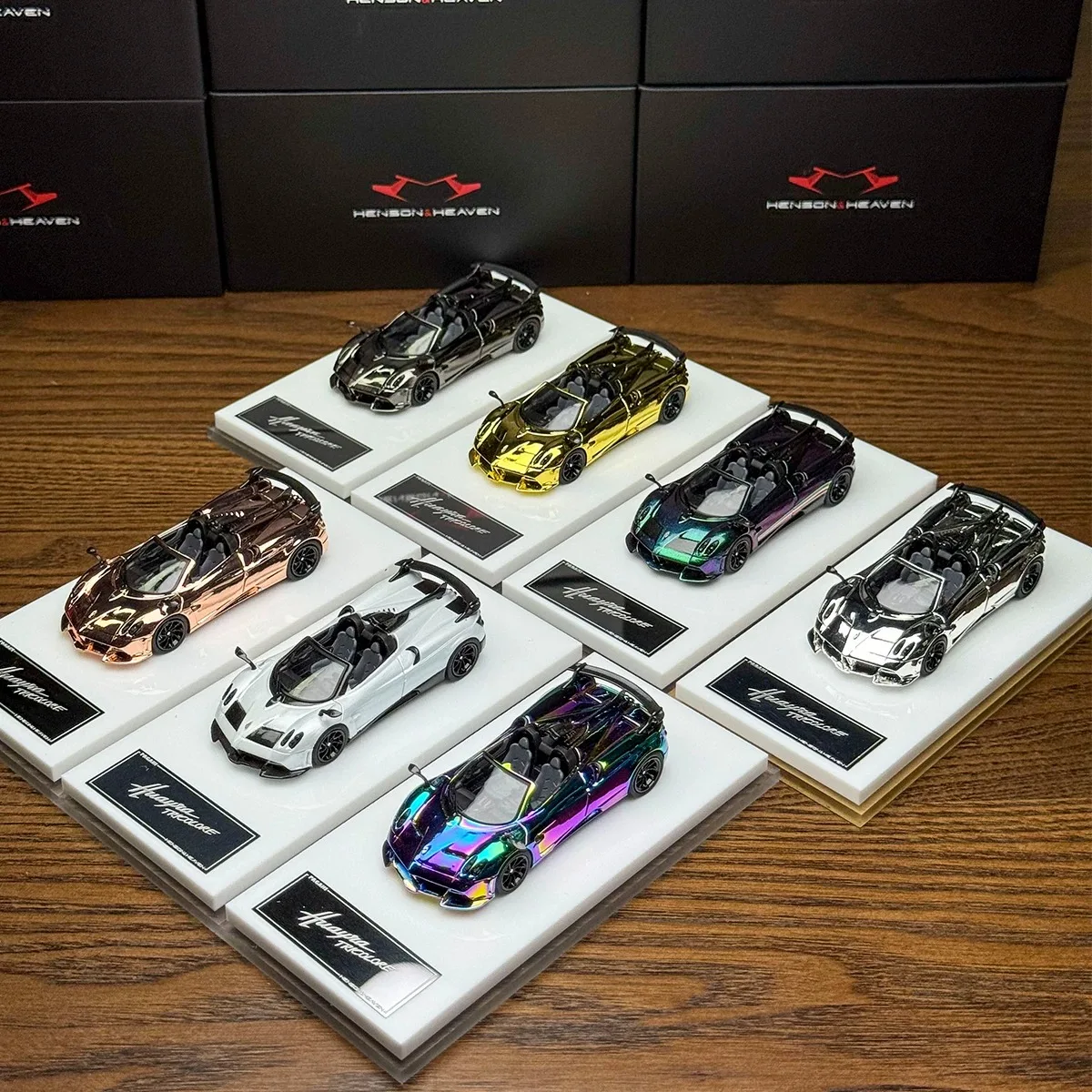 HH Model 1:64 Scale Huayra Alloy Car Model Static Collection Decorated Holiday Gifts Toys Classic Souvenir Gift
HH Model 1:64 Scale Huayra Alloy Car Model Static Collection Decorated Holiday Gifts Toys Classic Souvenir Gift