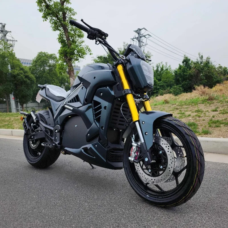 Full-size high-power adult electric two-wheeled sports car off-road vehicle retro motorcycle scooter
Full-size high-power adult electric two-wheeled sports car off-road vehicle retro motorcycle scooter