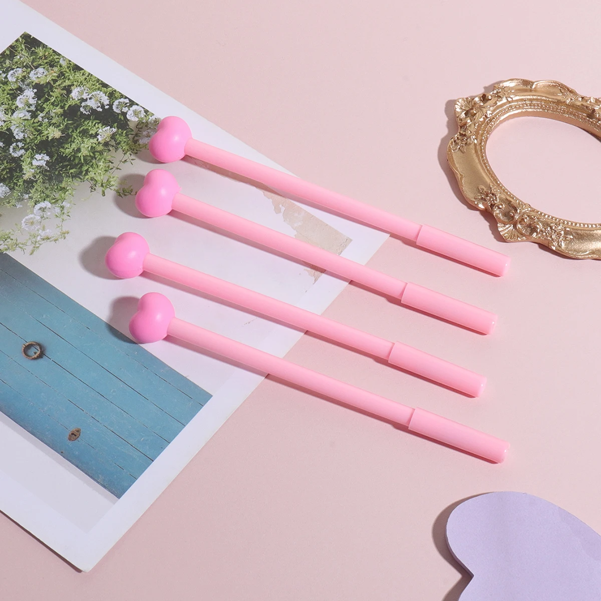 Подарки на День святого Валентина, ручки с сердечками, 4 шт., гелевая шариковая ручка Kawaii, романтические подарки для подруг, пары, подарок на годовщину
Подарки на День святого Валентина, ручки с сердечками, 4 шт., гелевая шариковая ручка Kawaii, романтические подарки для подруг, пары, подарок на годовщину