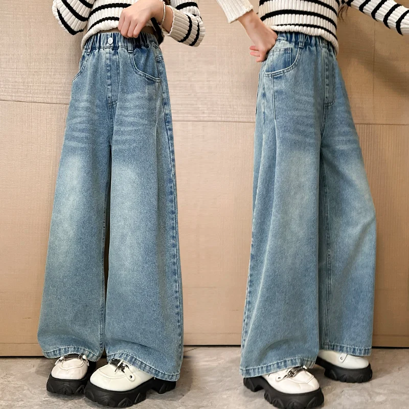 2025 New Autumn Kids Girls Wide-Leg Jeans Fashion Minimalistic Elastic Waistband Denim Pants Children Casual Trousers Bottoms
2025 New Autumn Kids Girls Wide-Leg Jeans Fashion Minimalistic Elastic Waistband Denim Pants Children Casual Trousers Bottoms