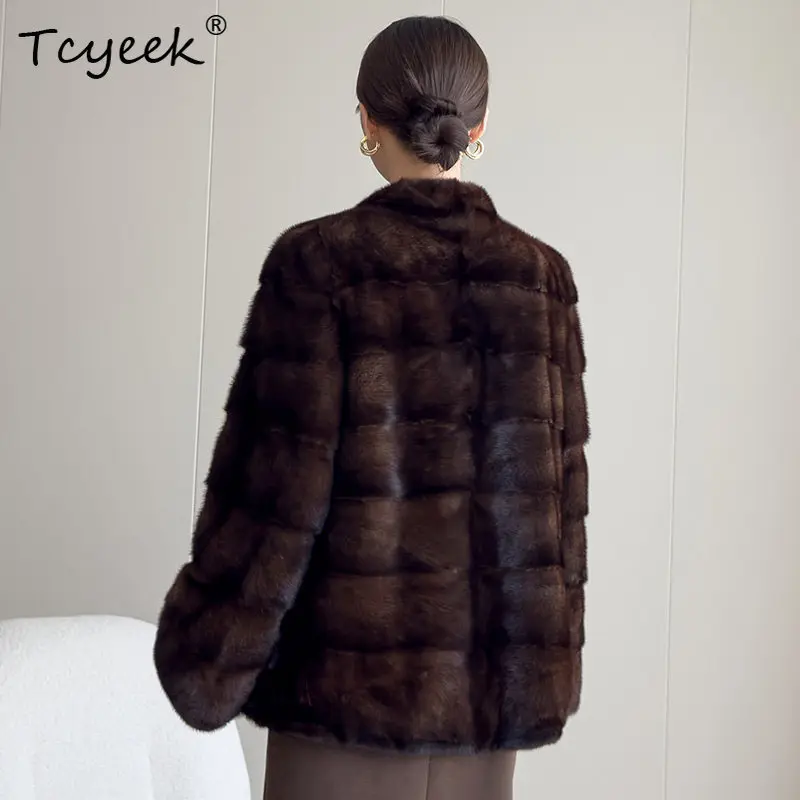 Tcyeek Natural Female Mink Fur Coat Women Clothing Winter Womens Coat Warm V-neck Luxury Whole Mink New in Coats Пальто Женское
Tcyeek Natural Female Mink Fur Coat Women Clothing Winter Womens Coat Warm V-neck Luxury Whole Mink New in Coats Пальто Женское