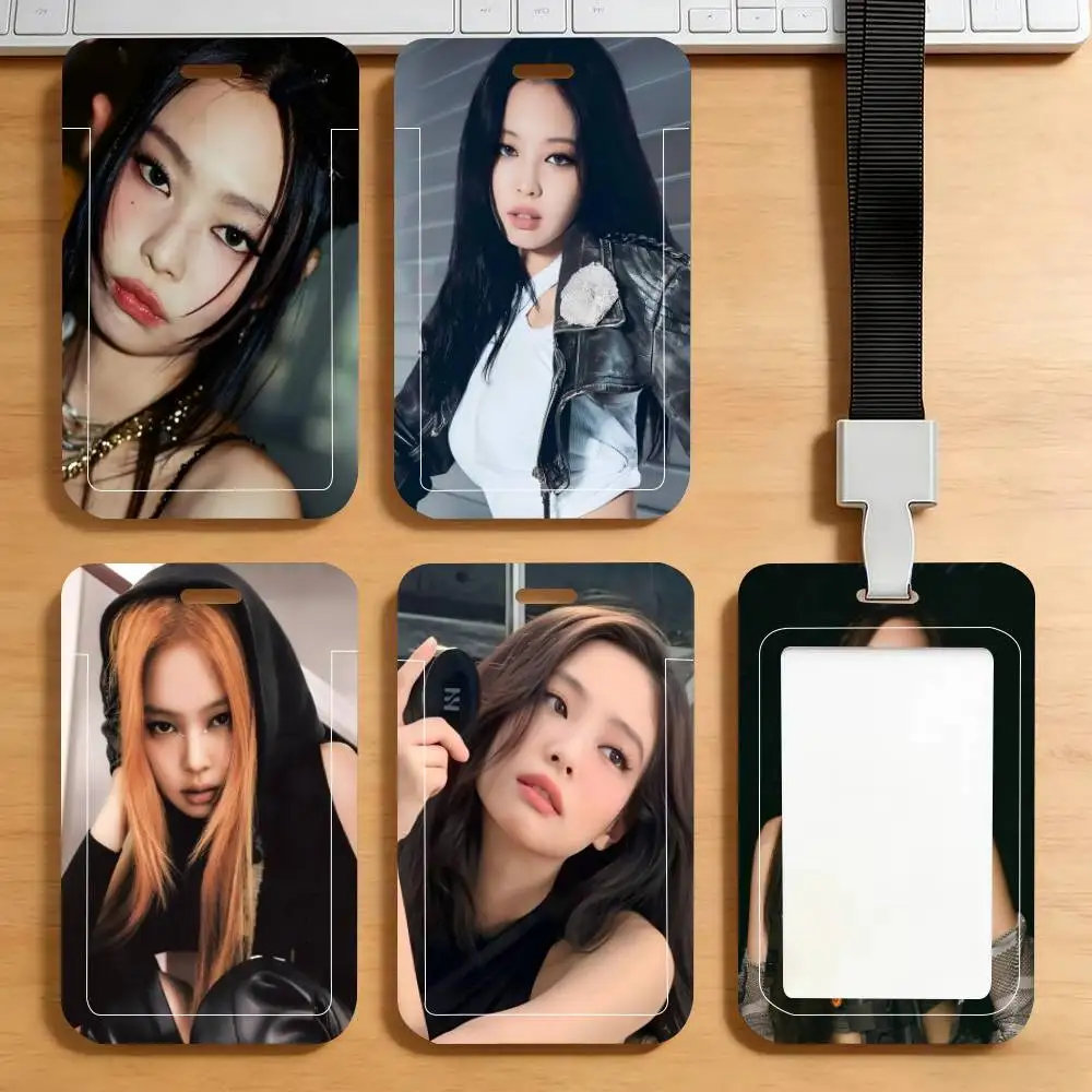Держатель для ID-карты Girl J-Jennie Kim Kpop с ремешком на шею, подвеской, держателем для бейджа, шнурком, брелоком, чехлом для рабочего пропуска, подарок
Держатель для ID-карты Girl J-Jennie Kim Kpop с ремешком на шею, подвеской, держателем для бейджа, шнурком, брелоком, чехлом для рабочего пропуска, подарок