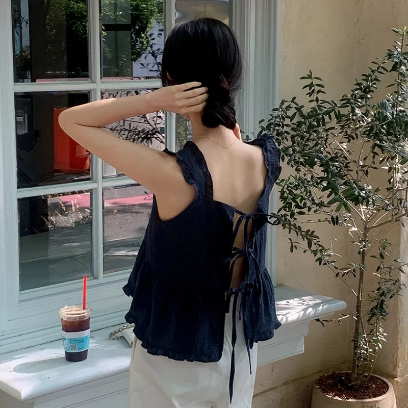 Summer Vintage Women's Gingham Vest Strapback Design Square Collar Versatile Wood Grain Matching Camisole Korean Style
Summer Vintage Women's Gingham Vest Strapback Design Square Collar Versatile Wood Grain Matching Camisole Korean Style