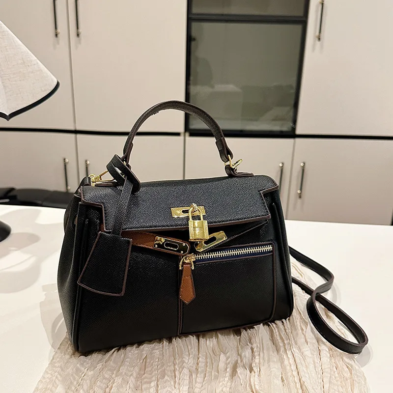2025 Vintage Crossbody Bag for Women, Adjustable Shoulder Purse Designer-inspired Lightweight Day to Night Essentials
2025 Vintage Crossbody Bag for Women, Adjustable Shoulder Purse Designer-inspired Lightweight Day to Night Essentials
