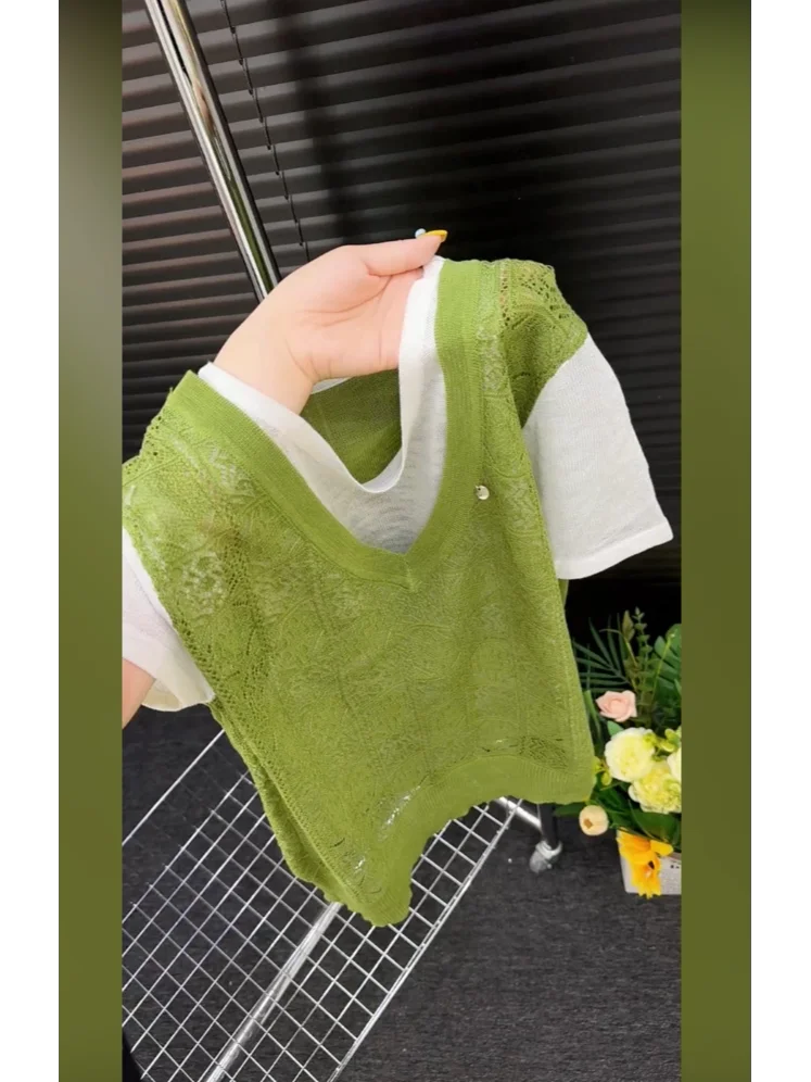 plus Size Women's Casual Style Short Sleeve Knitted Sweater Loose Fit Splice Design Summer Slimming Top Fashionable Korean Sy...
plus Size Women's Casual Style Short Sleeve Knitted Sweater Loose Fit Splice Design Summer Slimming Top Fashionable Korean Sy...