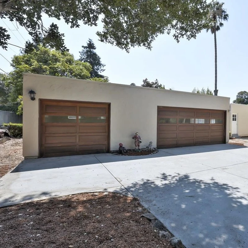 Modern Finished Aluminum Exterior Security Roll Up Garage Door with Automatic Gate Thermal Insulation Garage Door for Villa
Modern Finished Aluminum Exterior Security Roll Up Garage Door with Automatic Gate Thermal Insulation Garage Door for Villa