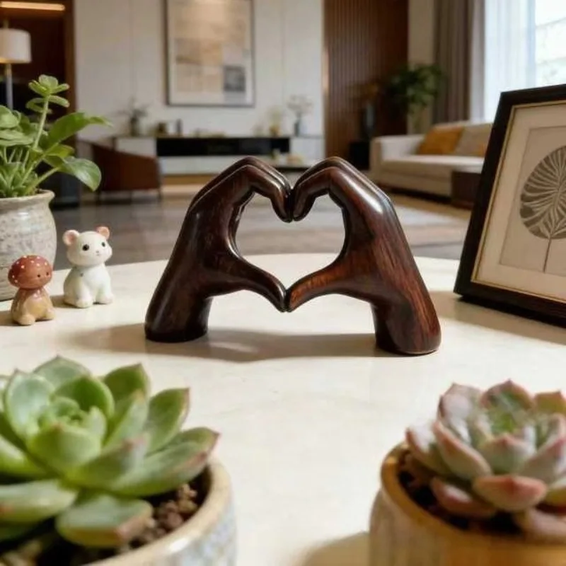 1pc Gold Decoration,Heart Hand Statue Living Room Bedroom Decoration,Love Finger Modern Hand Gesture SculptureHome Shelf Desktop
1pc Gold Decoration,Heart Hand Statue Living Room Bedroom Decoration,Love Finger Modern Hand Gesture SculptureHome Shelf Desktop