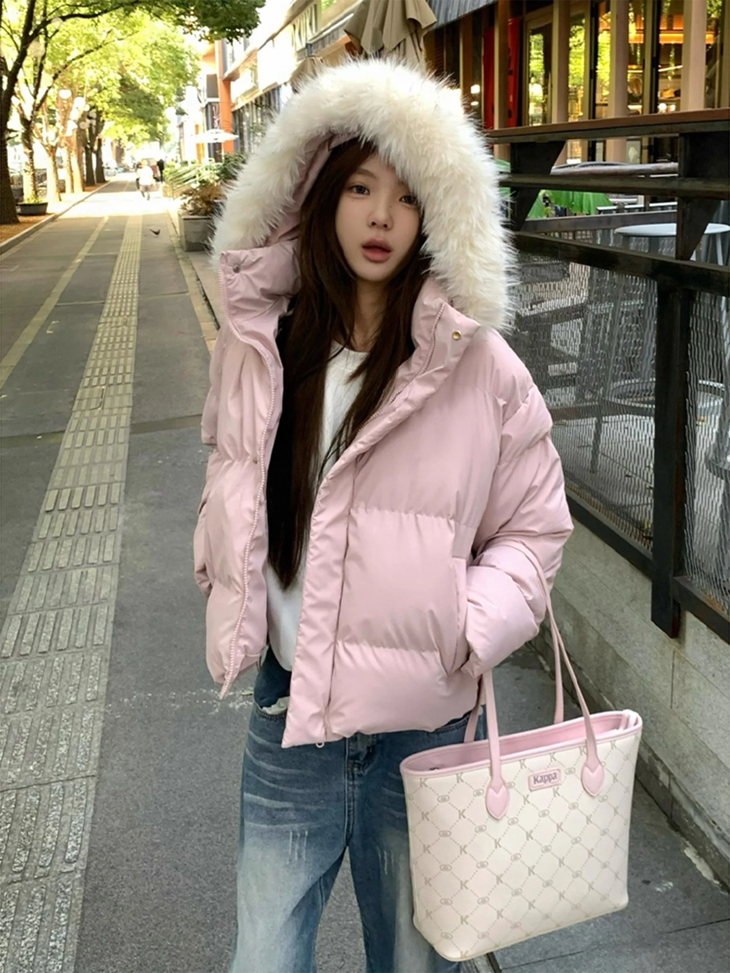 Розовая куртка из искусственной кожи с капюшоном, утепленная хлопком, мужская зимняя теплая короткая куртка-пуховик, высококачественное хлопковое пальто, молодежная повседневная одежда
Розовая куртка из искусственной кожи с капюшоном, утепленная хлопком, мужская зимняя теплая короткая куртка-пуховик, высококачественное хлопковое пальто, молодежная повседневная одежда