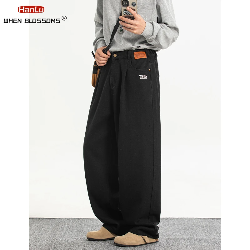 HANLU 2025 Spring New Men's Pants Retro American Baggy Jeans With Letter Embroidery Loose Wide Leg Trendy Black Denim Trousers
HANLU 2025 Spring New Men's Pants Retro American Baggy Jeans With Letter Embroidery Loose Wide Leg Trendy Black Denim Trousers