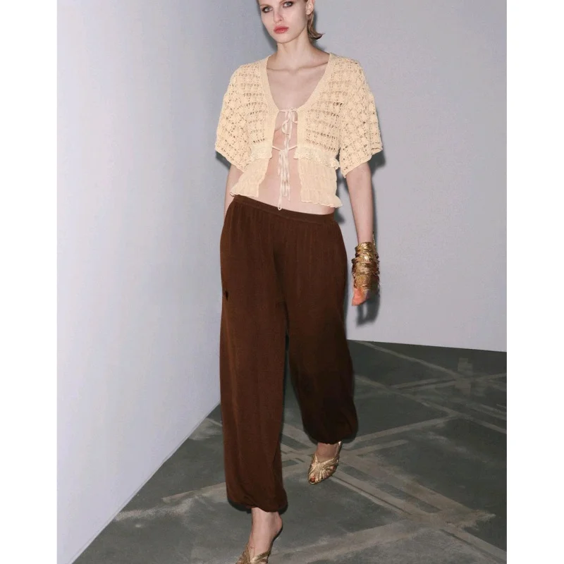 Summer New Women's Knitted ort Sve V-Ne Patchwork Open Cardigan Knot Decorative Pleated Loose Fit Commute St...
Summer New Women's Knitted ort Sve V-Ne Patchwork Open Cardigan Knot Decorative Pleated Loose Fit Commute St...
