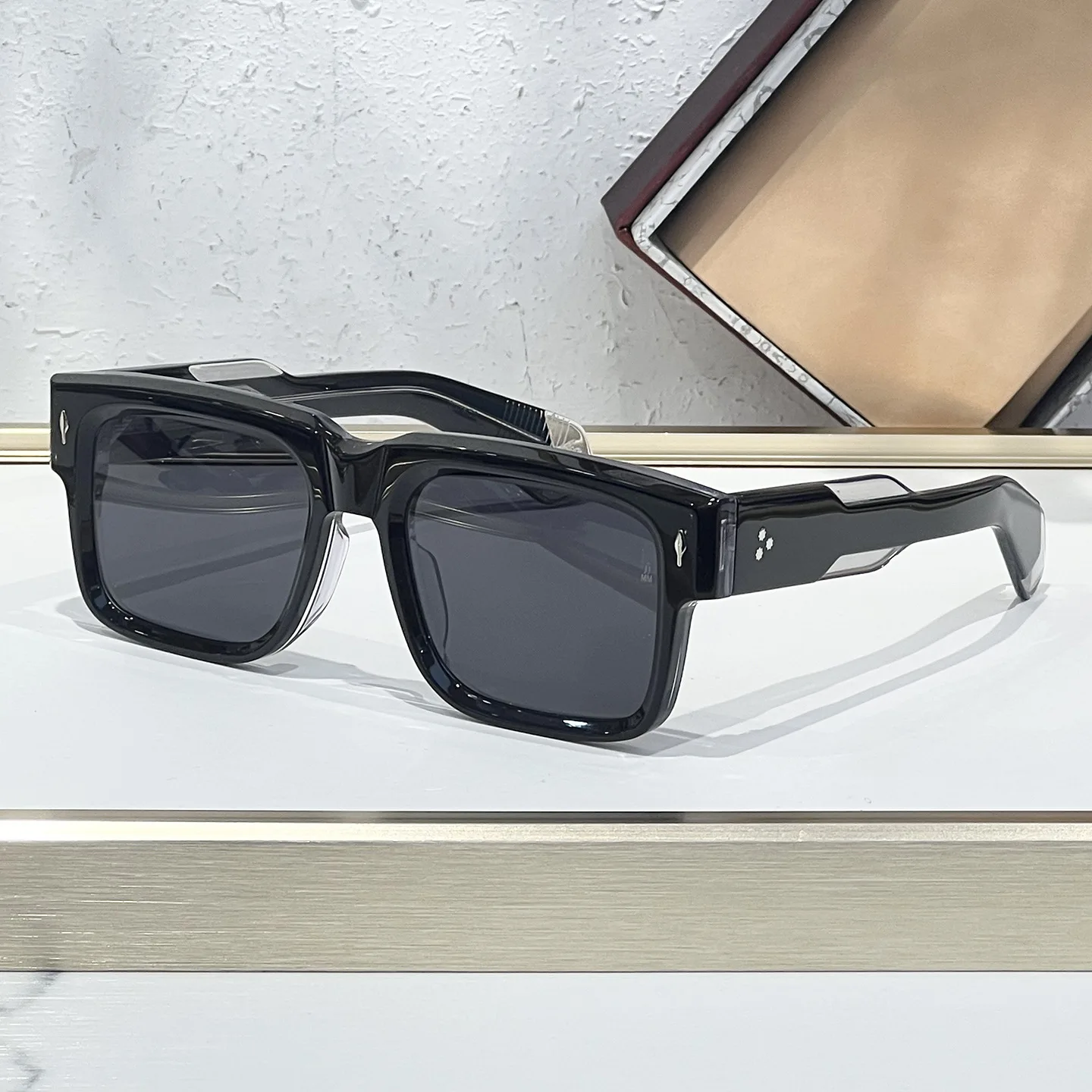 JMM Hemmings Gentleman Sunglasses Square Acetate Handmade in Japan UV400 Oversized Unisex Eyewear with Case
JMM Hemmings Gentleman Sunglasses Square Acetate Handmade in Japan UV400 Oversized Unisex Eyewear with Case