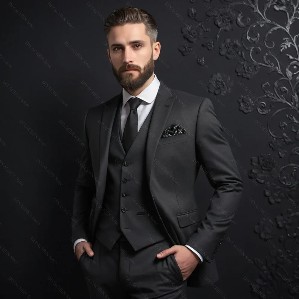 Black Men Suits 3 Pieces Fashion Peak Lapel Single Breasted Outfits Chic Groom Wedding Tuxedos Buisness Casual Male Suit
Black Men Suits 3 Pieces Fashion Peak Lapel Single Breasted Outfits Chic Groom Wedding Tuxedos Buisness Casual Male Suit