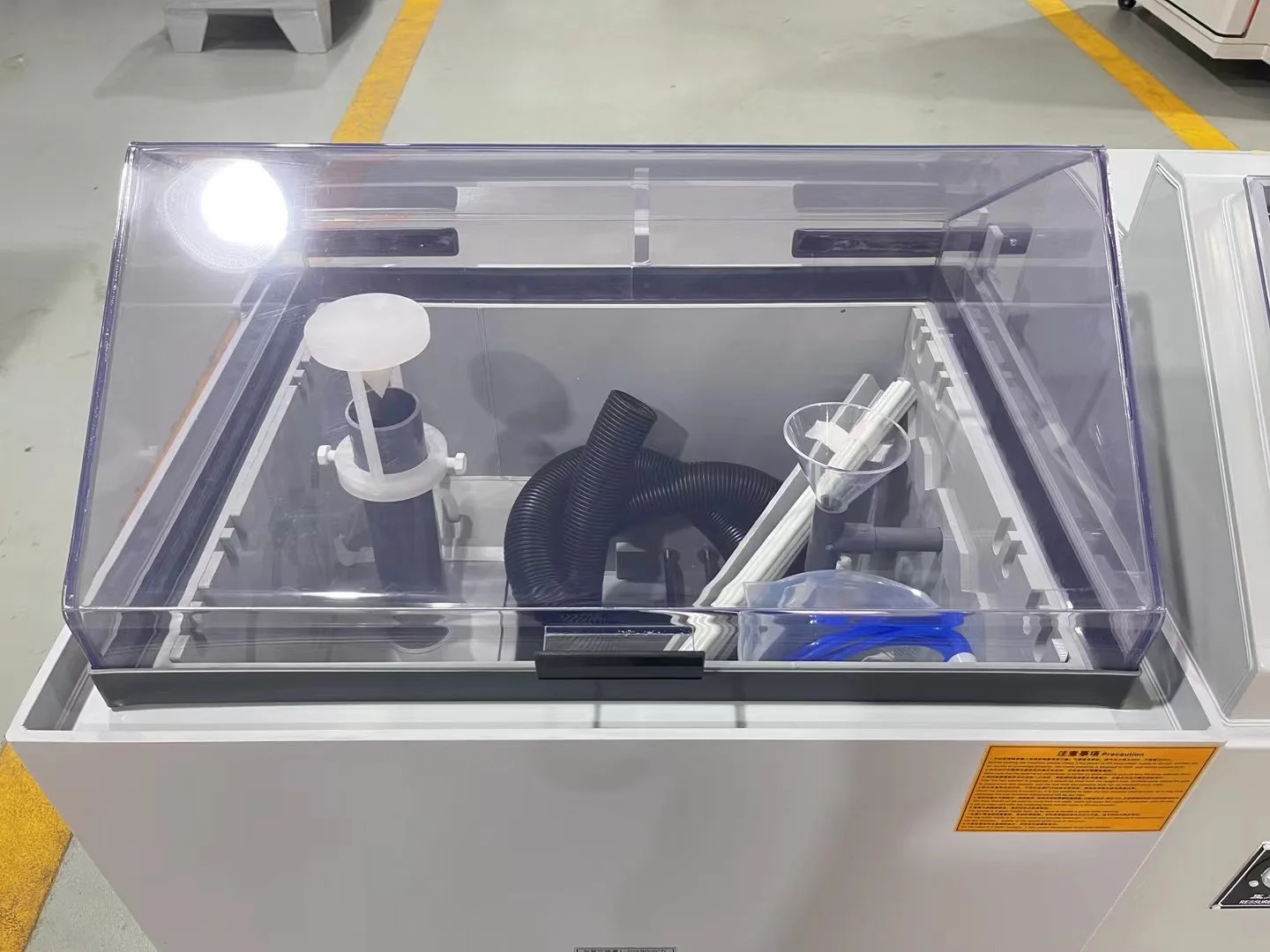 Salt Spray Corrosion Test Chamber Factory Supply Accelerated Salt Mist Tester Corrosion Resistance Machine for Laboratory
Salt Spray Corrosion Test Chamber Factory Supply Accelerated Salt Mist Tester Corrosion Resistance Machine for Laboratory