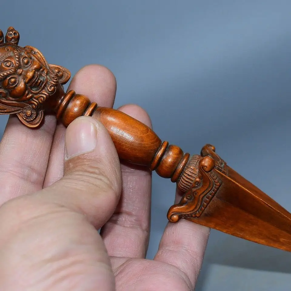 Hand Carved Wood Tibetan buddhist vajra Statue Figurine Desktop Ornaments Home Decoration
Hand Carved Wood Tibetan buddhist vajra Statue Figurine Desktop Ornaments Home Decoration
