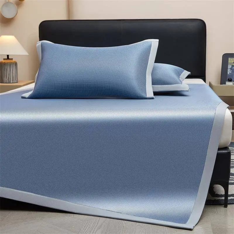 Washable Ice Silk Cooling Mat Foldable Summer Dormitory Mat Breathable Chinese Style Household Goods Material
Washable Ice Silk Cooling Mat Foldable Summer Dormitory Mat Breathable Chinese Style Household Goods Material