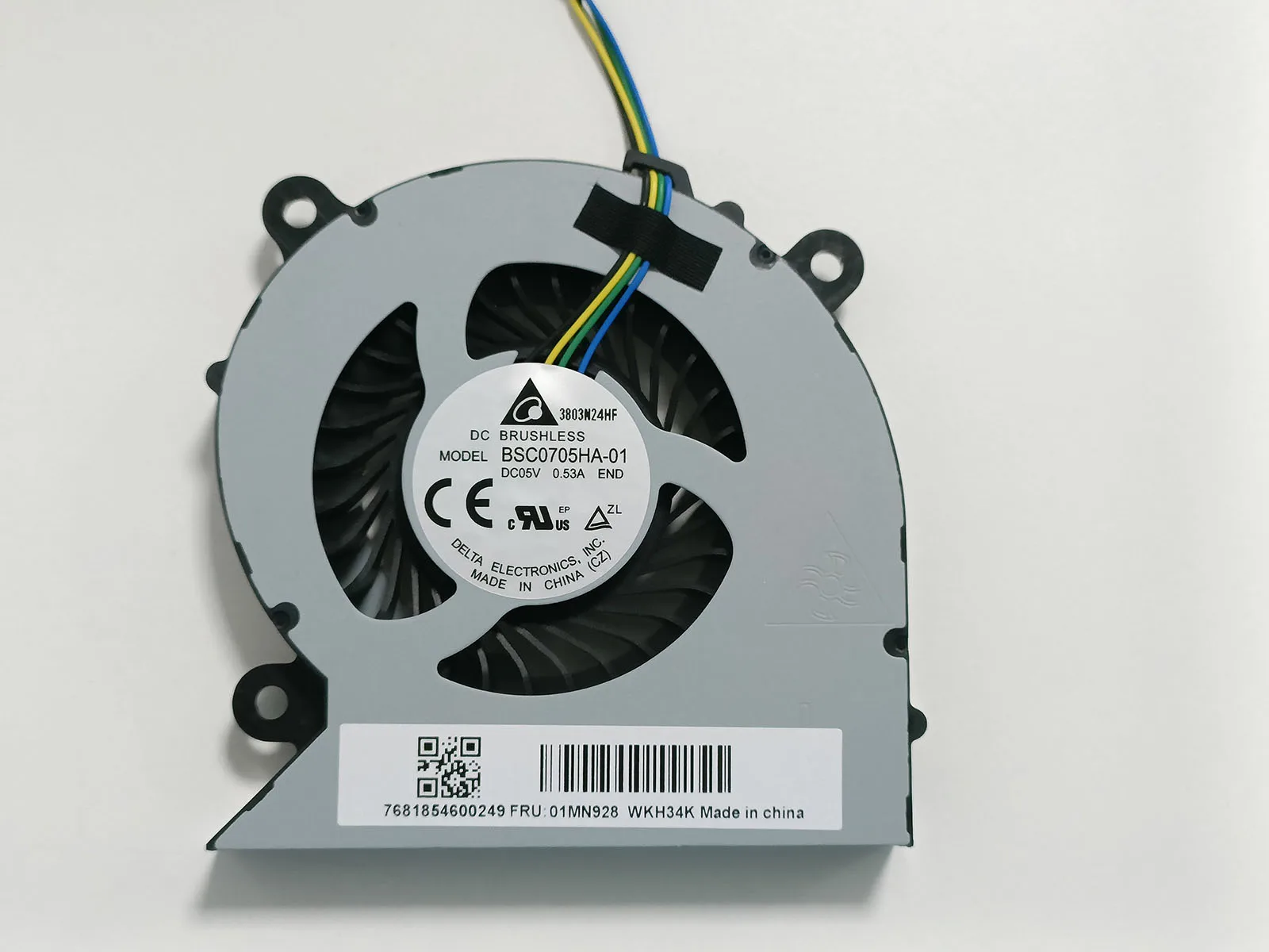 Original BSC0705HA-01 BAZA0710R5M all-in-one fan 01mn928
Original BSC0705HA-01 BAZA0710R5M all-in-one fan 01mn928