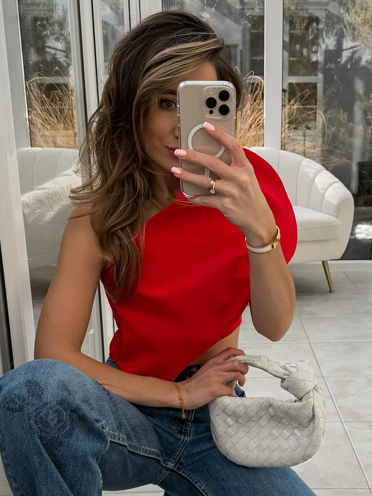 TRAFZA Women's 2025 Spring New Solid Sexy Heart Shape Asymmetric Off-Shoulder Top Female Chic Party Sleeveless Crop Top Mujer
TRAFZA Women's 2025 Spring New Solid Sexy Heart Shape Asymmetric Off-Shoulder Top Female Chic Party Sleeveless Crop Top Mujer