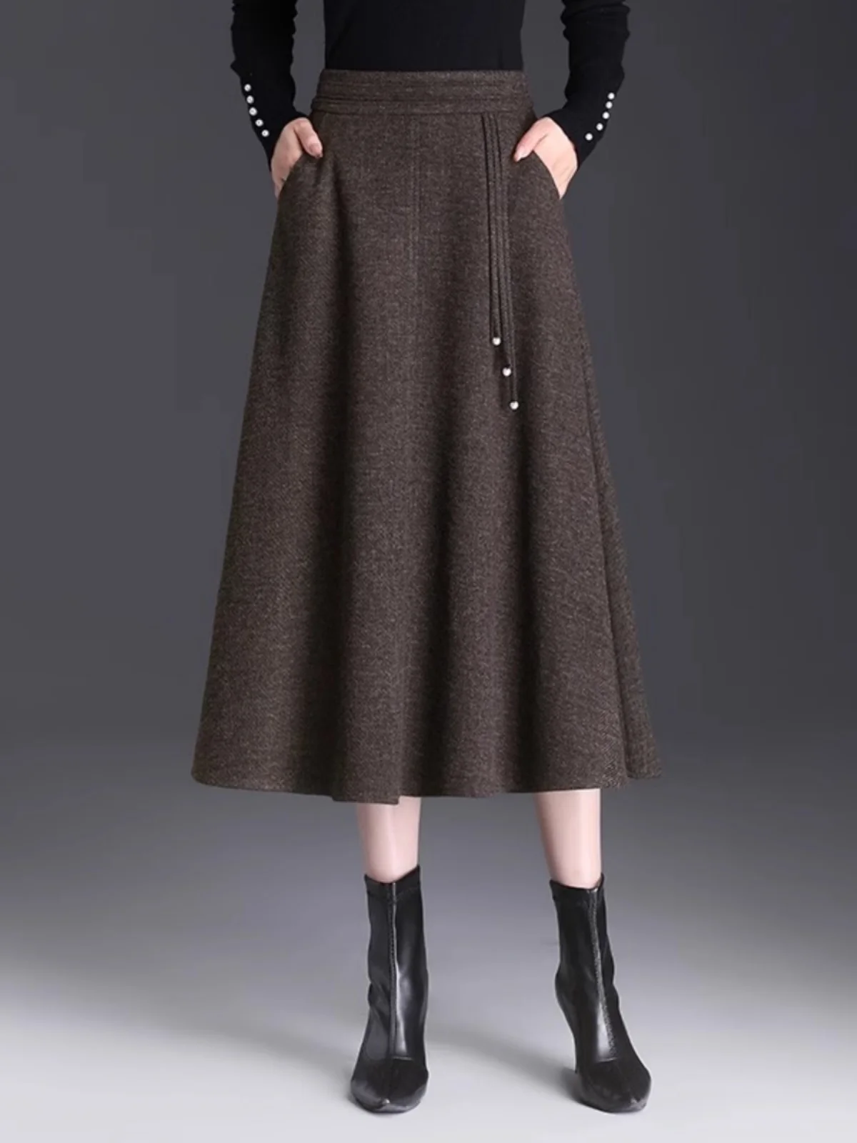 Юбка трапециевидной формы с высокой талией, женская весна-осень-зима 2025, новая утягивающая юбка-зонтик, закрывающая бедра, плиссированная длина миди
Юбка трапециевидной формы с высокой талией, женская весна-осень-зима 2025, новая утягивающая юбка-зонтик, закрывающая бедра, плиссированная длина миди