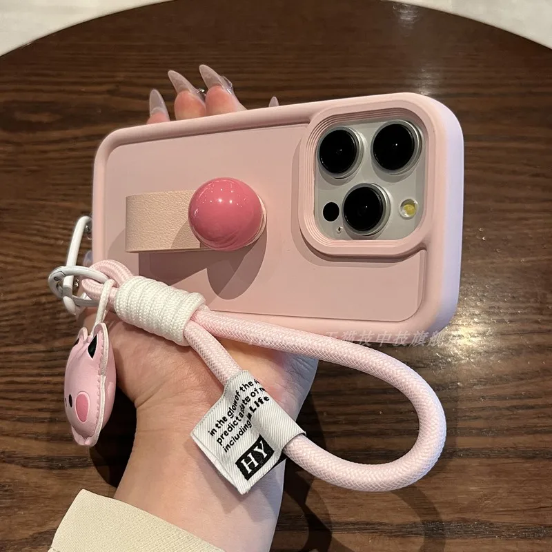 Applicable apple15pro phone case summer light pink round ball finger ring strip pink bear pendant hand lanyard iphone15 creative
Applicable apple15pro phone case summer light pink round ball finger ring strip pink bear pendant hand lanyard iphone15 creative