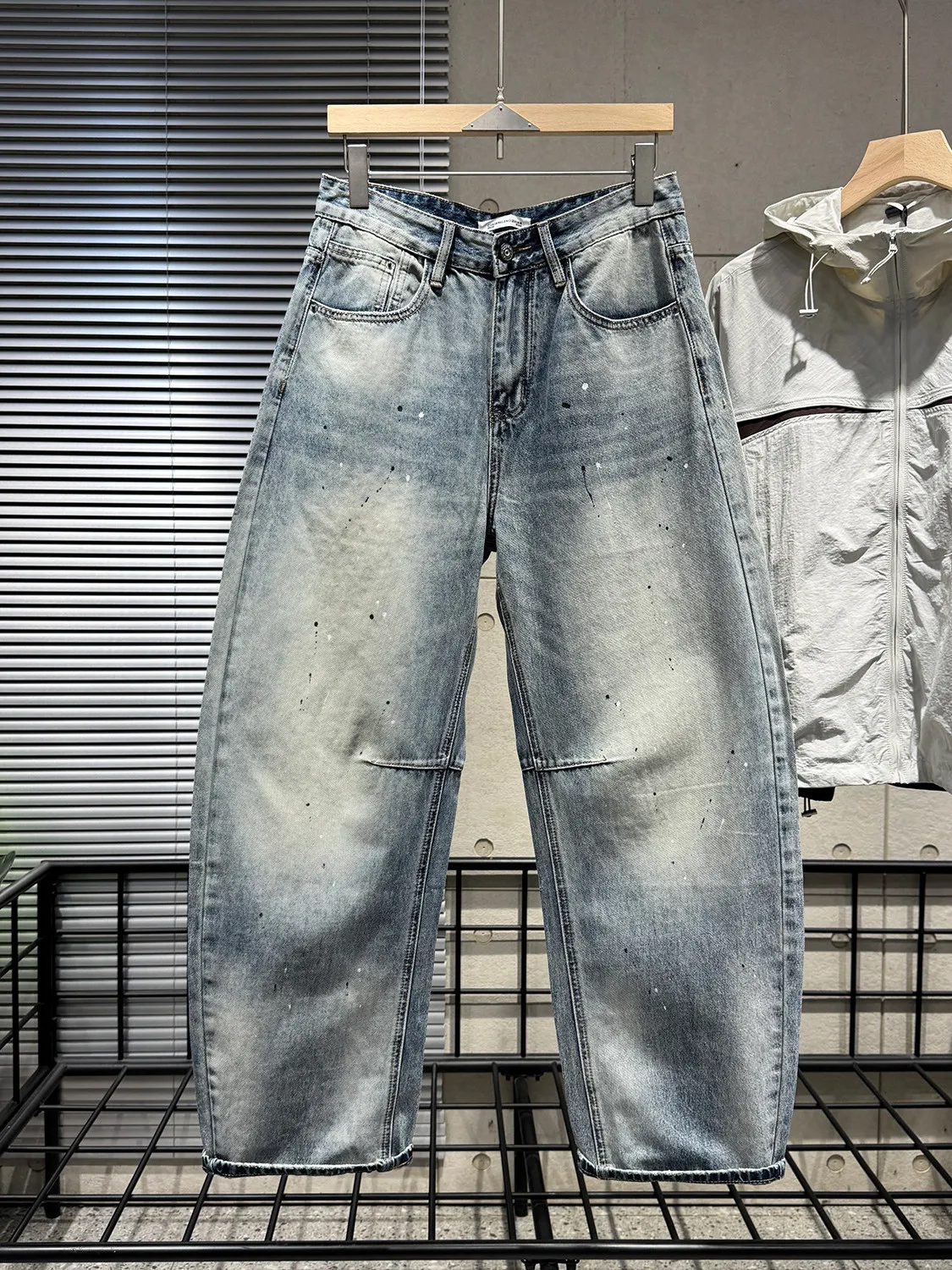 Washed American Style Men's Jeans Spring Summer Trendy Wide Leg Pants Casual Bend Knife Loose Fit Cotton Polyester Blend
Washed American Style Men's Jeans Spring Summer Trendy Wide Leg Pants Casual Bend Knife Loose Fit Cotton Polyester Blend