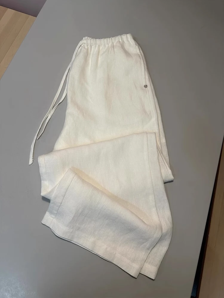 Высококачественные женские белые льняные широкие брюки, летние ленивые свободные брюки прямого кроя, удобные свободные брюки прямого кроя
Высококачественные женские белые льняные широкие брюки, летние ленивые свободные брюки прямого кроя, удобные свободные брюки прямого кроя