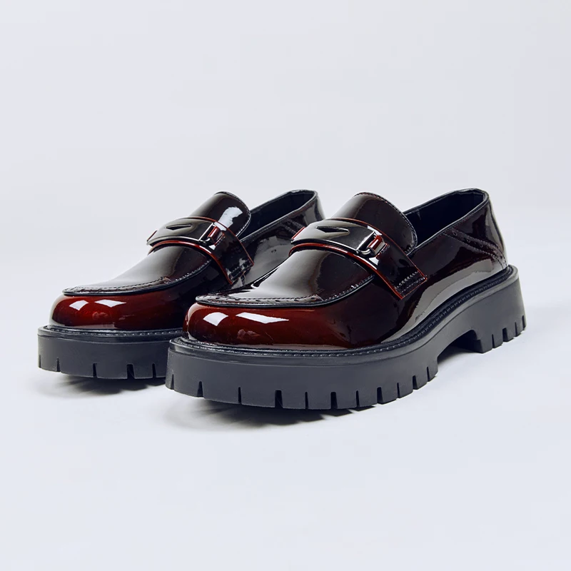 Men Patent Leather Loafers Thick Platform Shoes Height Increasing Casual Business Dress Shoes British Style Brogue Slip-on Shoes
Men Patent Leather Loafers Thick Platform Shoes Height Increasing Casual Business Dress Shoes British Style Brogue Slip-on Shoes