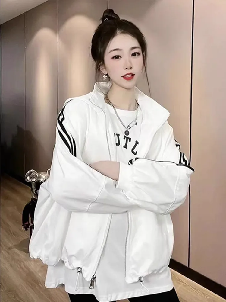 Повседневная женская бейсбольная куртка-ветровка с капюшоном в полоску, весна-осень, новинка, маленький размер
Повседневная женская бейсбольная куртка-ветровка с капюшоном в полоску, весна-осень, новинка, маленький размер