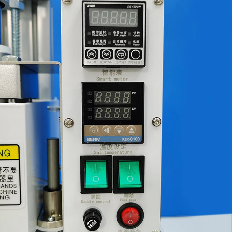 WL-CT01G Pneumatic Embossing Machine Heat Press Bronzing Machine Pneumatic Multifunctional Heat Transfer Press Embossing Machine
WL-CT01G Pneumatic Embossing Machine Heat Press Bronzing Machine Pneumatic Multifunctional Heat Transfer Press Embossing Machine