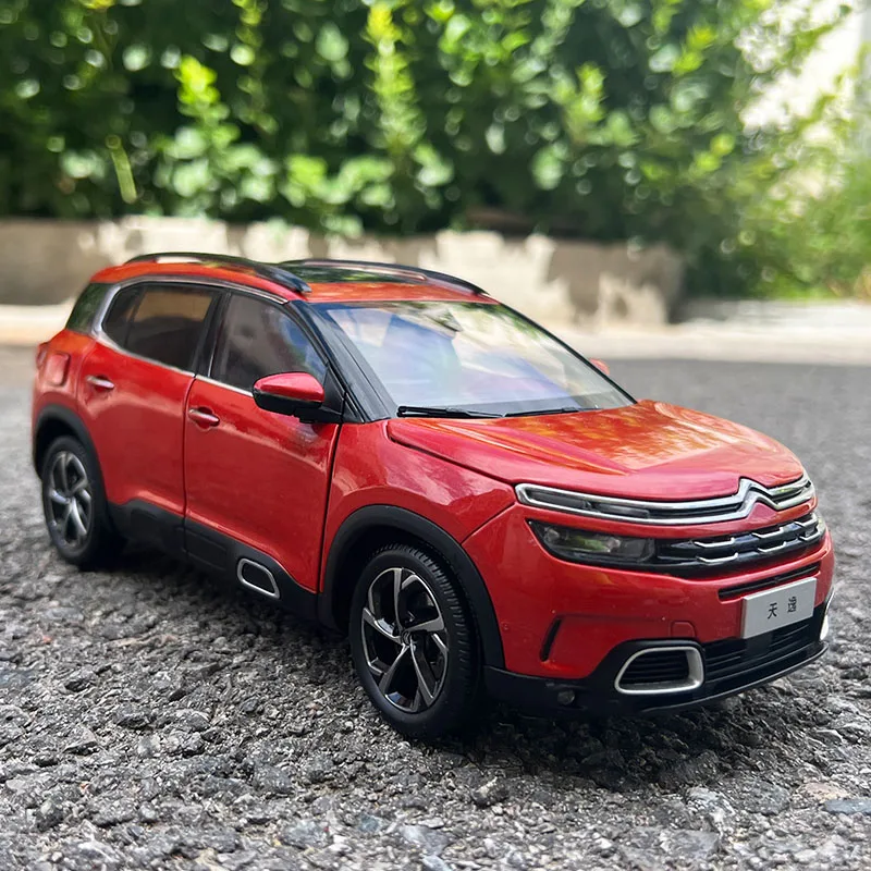 1:18 Original Scale Model,Citroen C5 Aircross SUV,diecast model for collection and display
1:18 Original Scale Model,Citroen C5 Aircross SUV,diecast model for collection and display