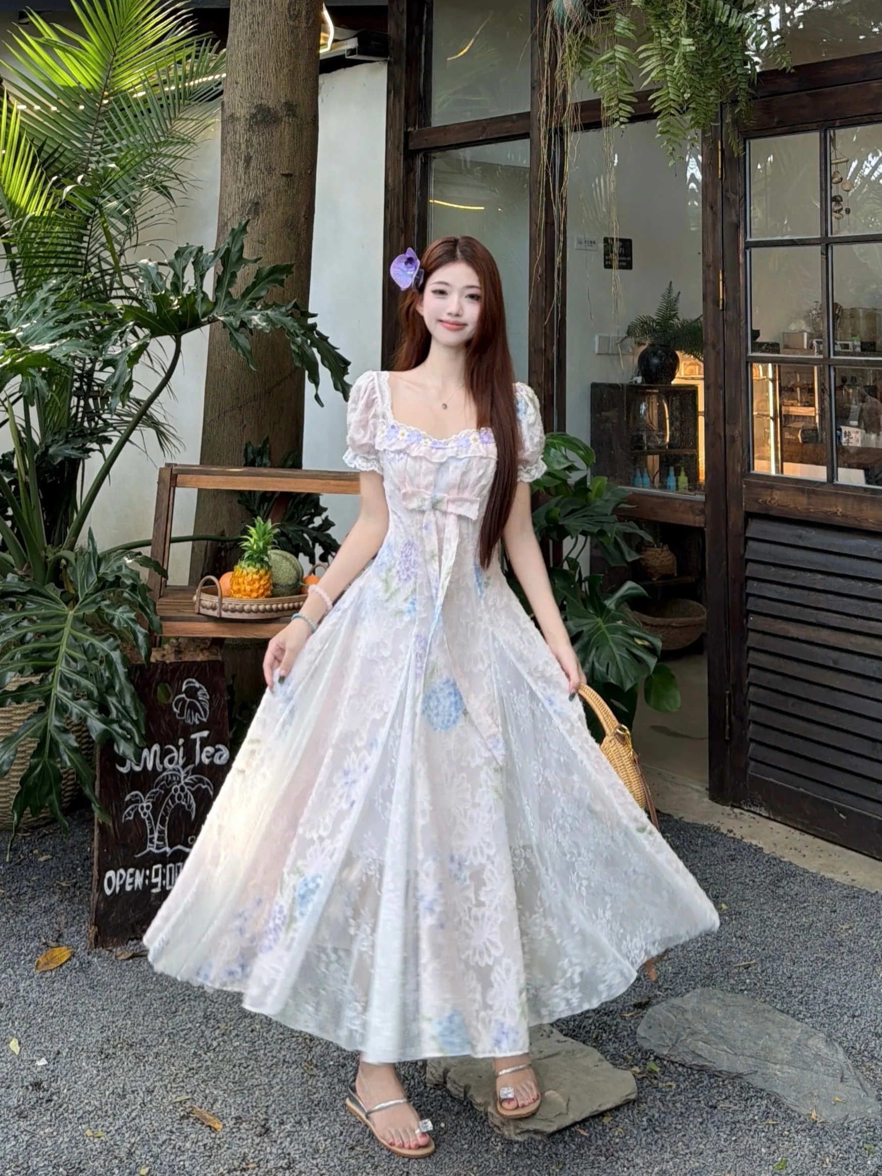 plus Size Women's Beautiful Floral Lace Square Neck Dress Summer New Waist Cinching A-Line Skirt Korean Style Commute Wind
plus Size Women's Beautiful Floral Lace Square Neck Dress Summer New Waist Cinching A-Line Skirt Korean Style Commute Wind