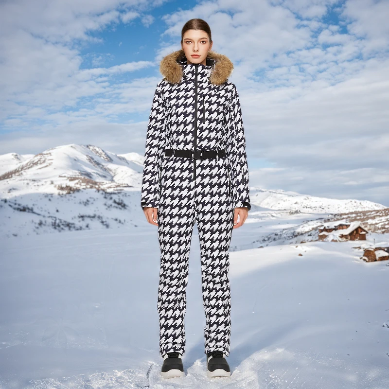 2025 Women Winter Outdoor Windproof Waterproof Warm One-piece Skiing Suit Slim Fit Female Single Double Board POLYESTER Jumpsuit
2025 Women Winter Outdoor Windproof Waterproof Warm One-piece Skiing Suit Slim Fit Female Single Double Board POLYESTER Jumpsuit