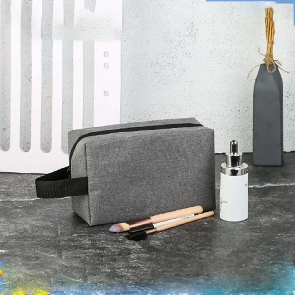 Trendy PU Leather Makeup Bag Solid Color Waterproof Wash Bag Large Capacity Cosmetic Bag Travel Storage Cases Men
Trendy PU Leather Makeup Bag Solid Color Waterproof Wash Bag Large Capacity Cosmetic Bag Travel Storage Cases Men