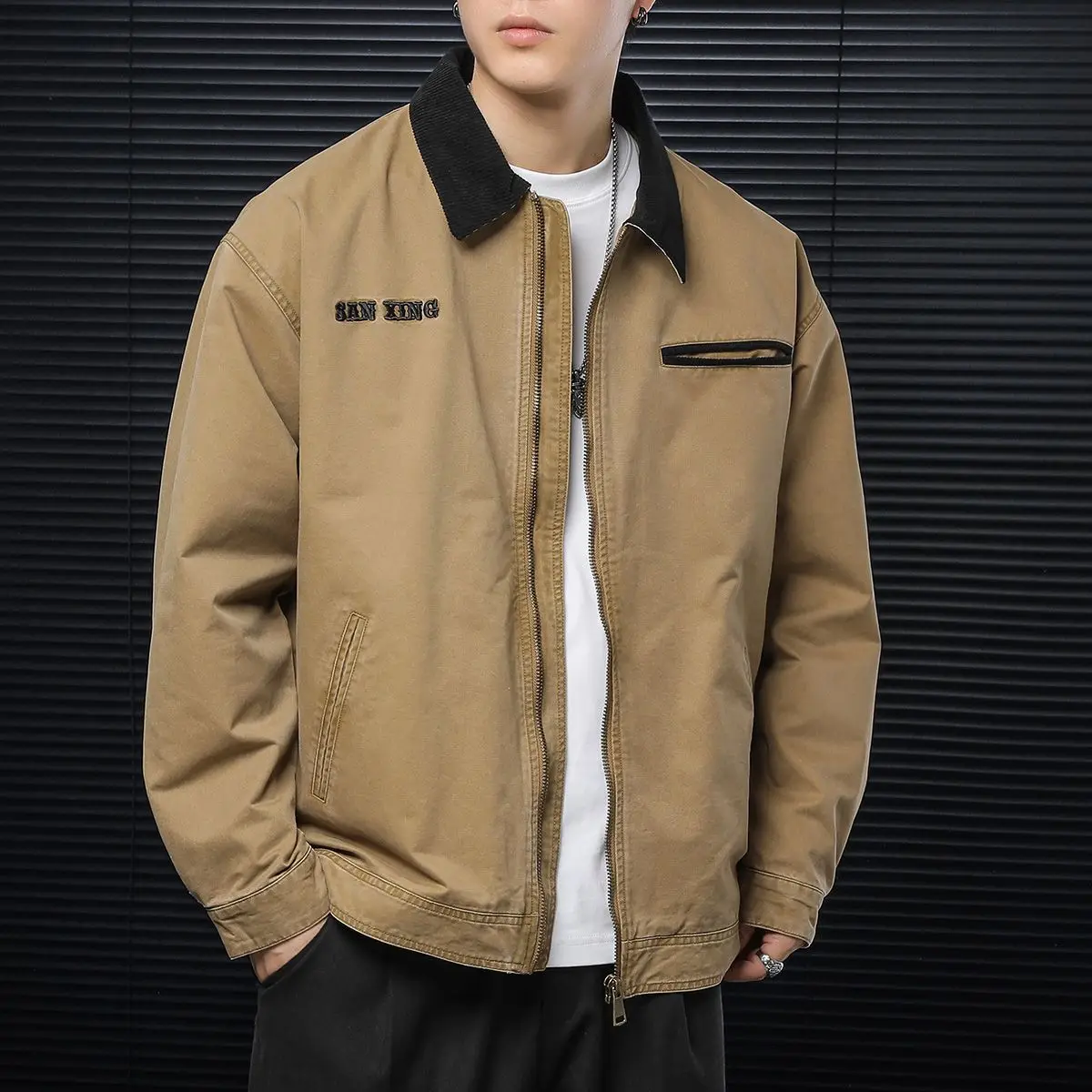 Retro Japanese Sle Loose Men's Casual Pilot Jaet Autumn Faionable Lapel Workwear Coat Polyester Fiber Long Sve Zipper
Retro Japanese Sle Loose Men's Casual Pilot Jaet Autumn Faionable Lapel Workwear Coat Polyester Fiber Long Sve Zipper