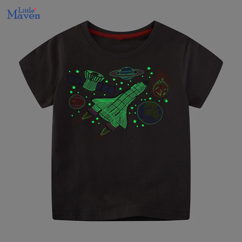 Топы Little maven, детская одежда, светящаяся Вселенная, детская одежда для космических самолетов, лето 2024, футболки с короткими рукавами для маленьких мальчиков
Топы Little maven, детская одежда, светящаяся Вселенная, детская одежда для космических самолетов, лето 2024, футболки с короткими рукавами для маленьких мальчиков