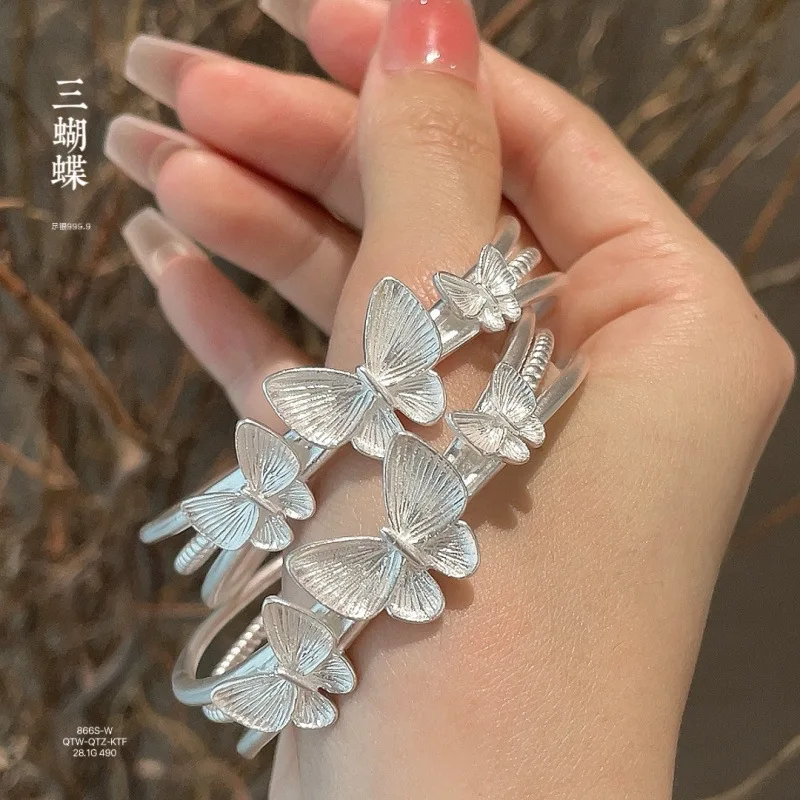 999.9 Plain Matte Three-Layer Open Bracelet Silver Ring
999.9 Plain Matte Three-Layer Open Bracelet Silver Ring