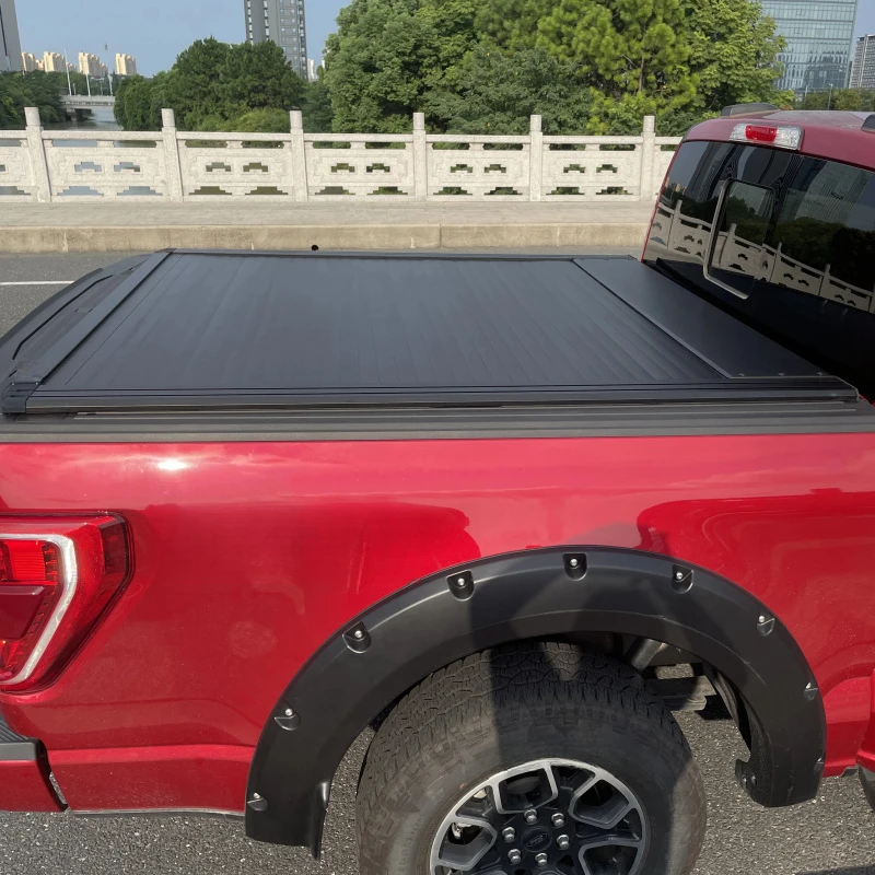 High Quality XR Series Electric Retractable Roller Shutter Truck Bed Tonneau Cover For F150 F-150 2015-2023 5.5' Bed
High Quality XR Series Electric Retractable Roller Shutter Truck Bed Tonneau Cover For F150 F-150 2015-2023 5.5' Bed