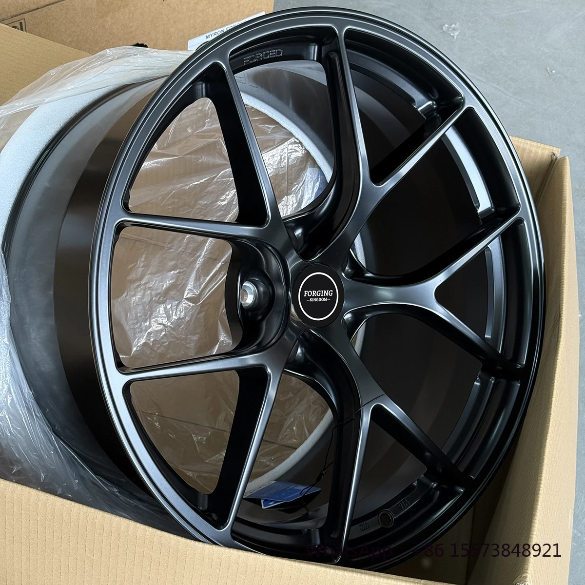 Hot Sale Custom Forged Aluminum Alloy Wheels High Quality 17-26 Pulgadas 5*112 5*114.3 5*120 New Passenger Car 35mm 40mm 25mm
Hot Sale Custom Forged Aluminum Alloy Wheels High Quality 17-26 Pulgadas 5*112 5*114.3 5*120 New Passenger Car 35mm 40mm 25mm