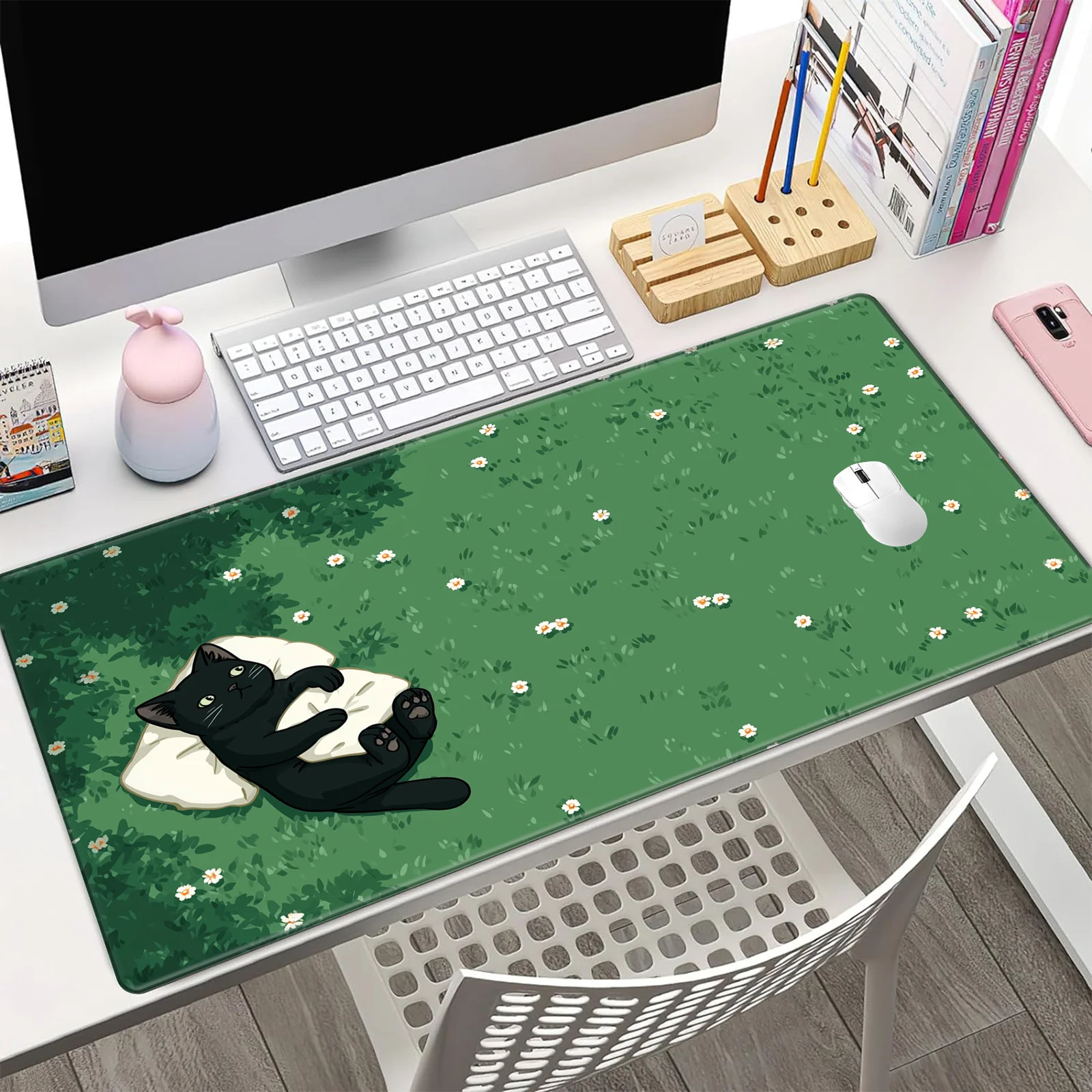 Большой коврик для мыши с рисунком черного кота и ромашки, настольный коврик, игровой коврик, нескользящие аксессуары для стола с прошитыми краями, коврики для компьютерной мыши
Большой коврик для мыши с рисунком черного кота и ромашки, настольный коврик, игровой коврик, нескользящие аксессуары для стола с прошитыми краями, коврики для компьютерной мыши