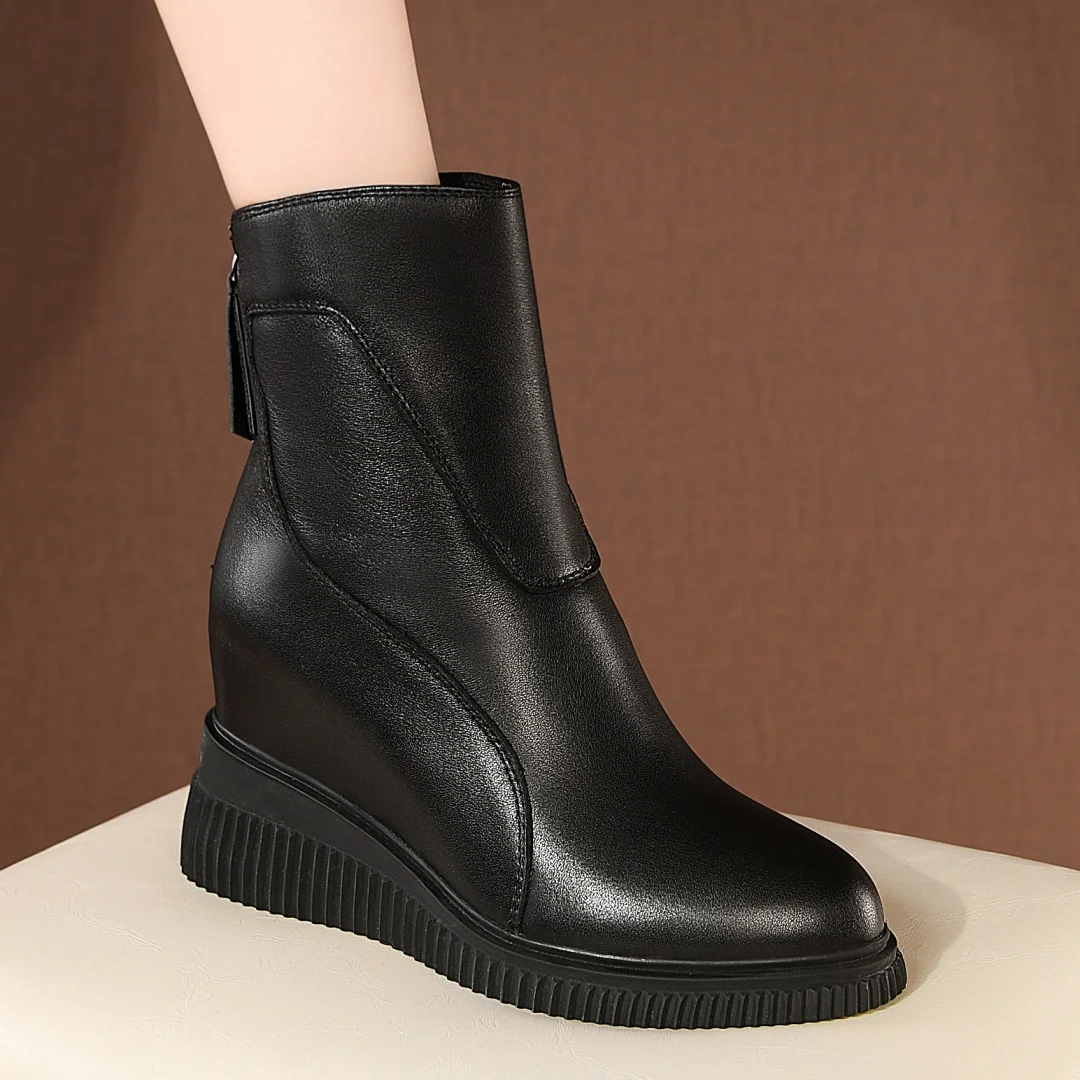 Women's cow leather round toe back zip autumn ankle boots 9cm wedge ultra high heel casual female punk short booties shoes woman
Women's cow leather round toe back zip autumn ankle boots 9cm wedge ultra high heel casual female punk short booties shoes woman