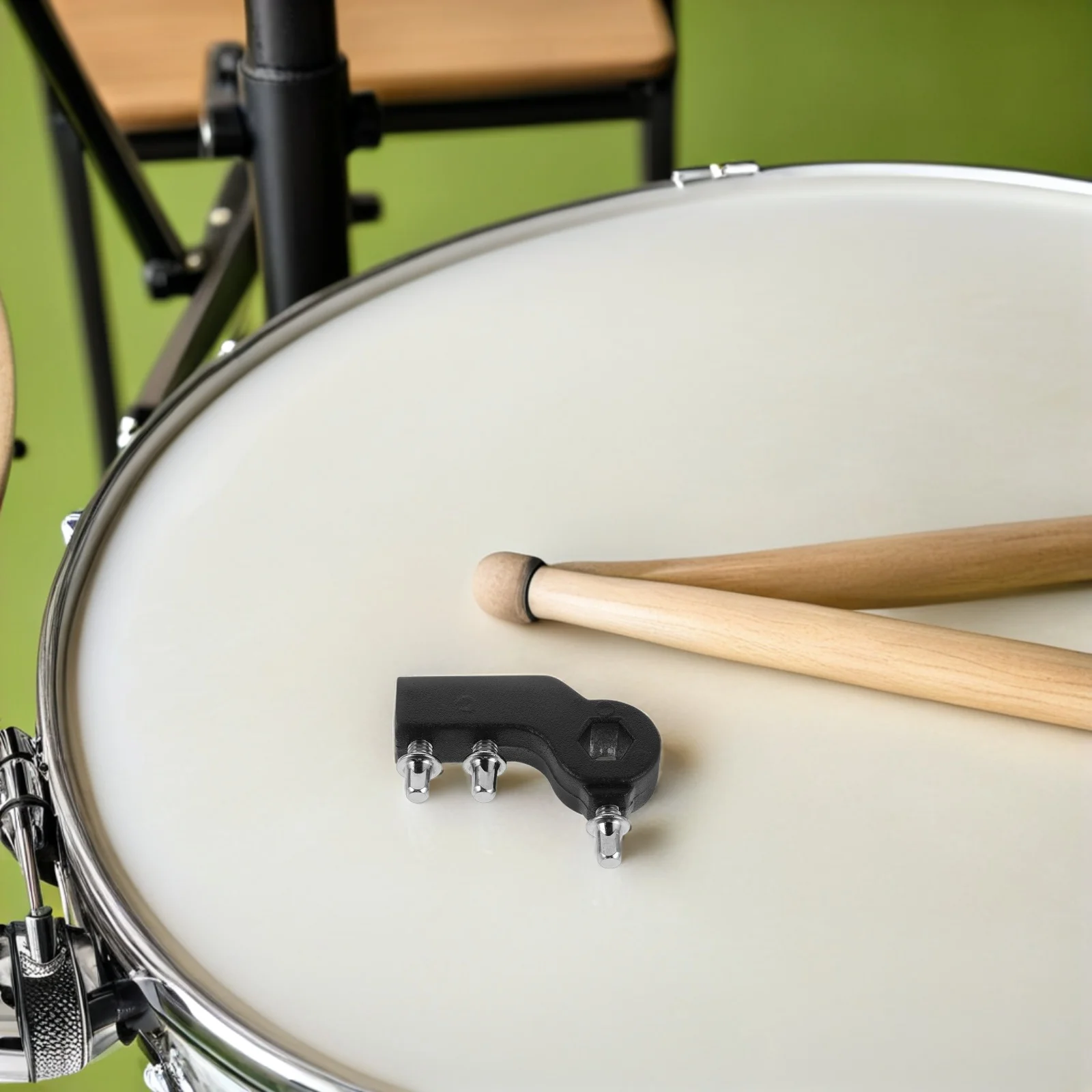 Bass Drum Pedal Beater Holder Metal Clamp Mount Bracket Stable Foot Pedal Connector Percussion Accessory for Jazz Drum Sets
Bass Drum Pedal Beater Holder Metal Clamp Mount Bracket Stable Foot Pedal Connector Percussion Accessory for Jazz Drum Sets