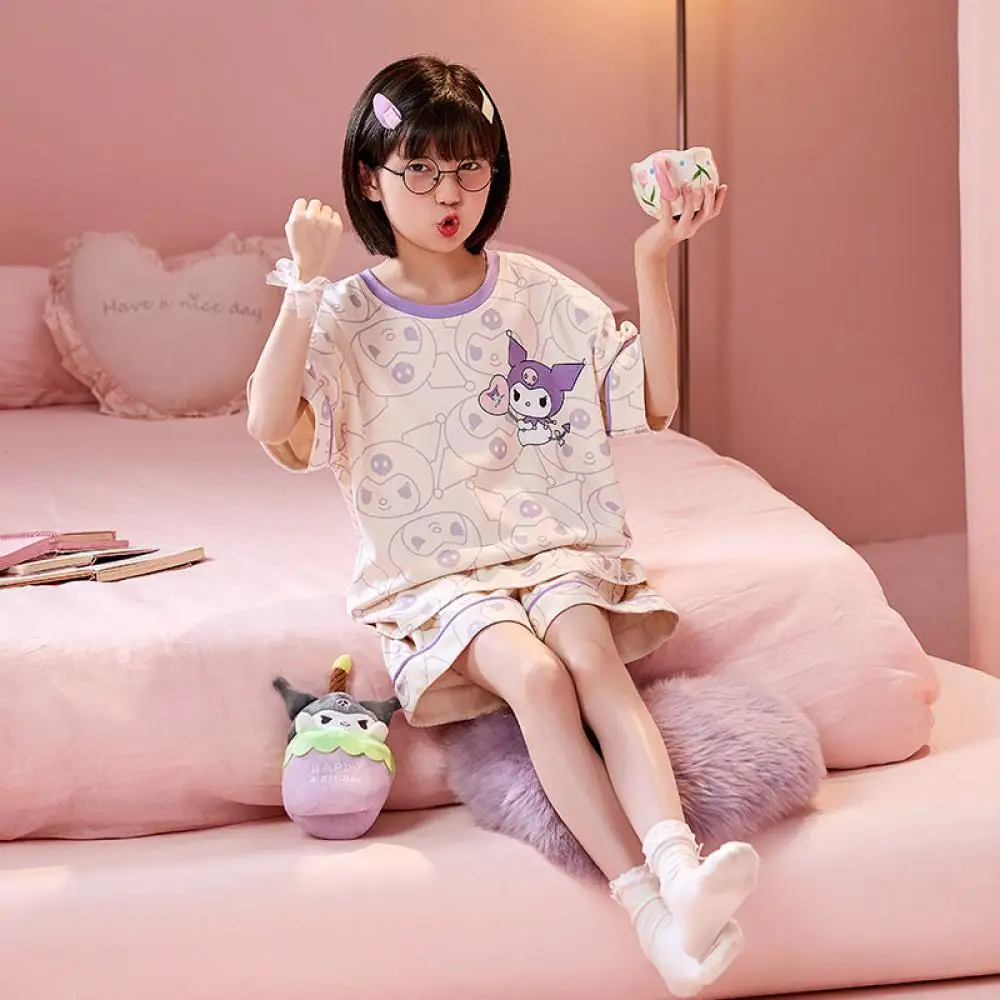 Пижама в стиле аниме Sanrio Kuromi для девочек, милые Мультяшные шорты из чистого хлопка с коротким рукавом, костюм для сна, летняя женская одежда
Пижама в стиле аниме Sanrio Kuromi для девочек, милые Мультяшные шорты из чистого хлопка с коротким рукавом, костюм для сна, летняя женская одежда
