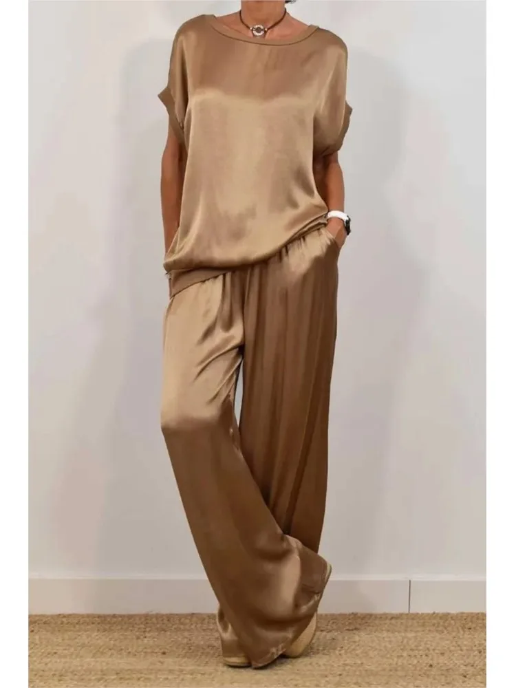 Women's Fashion Solid Satin Two Piece Sets New Spring Autumn Long Sleeve BlouseTop And Long Pants Suits Elegant Loose Outfits
Women's Fashion Solid Satin Two Piece Sets New Spring Autumn Long Sleeve BlouseTop And Long Pants Suits Elegant Loose Outfits