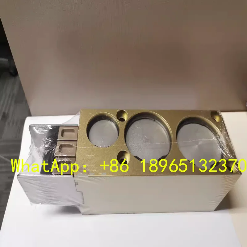 VSP152055 3038 269.235.00 3038 263.261.00 2945 196.770.00 New Original Manifolds
VSP152055 3038 269.235.00 3038 263.261.00 2945 196.770.00 New Original Manifolds