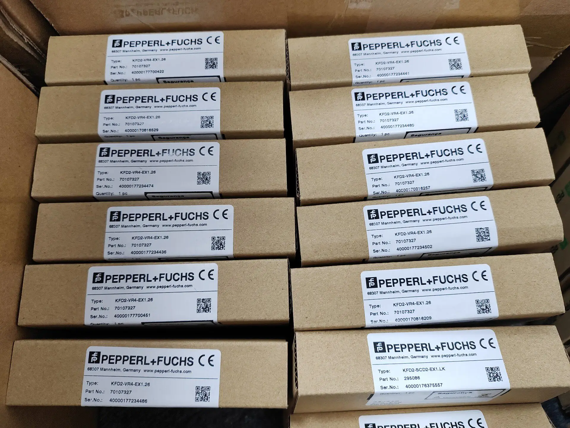 Pepperl + Fuchs, Safety Barrier KFD0-CC-Ex1
Pepperl + Fuchs, Safety Barrier KFD0-CC-Ex1