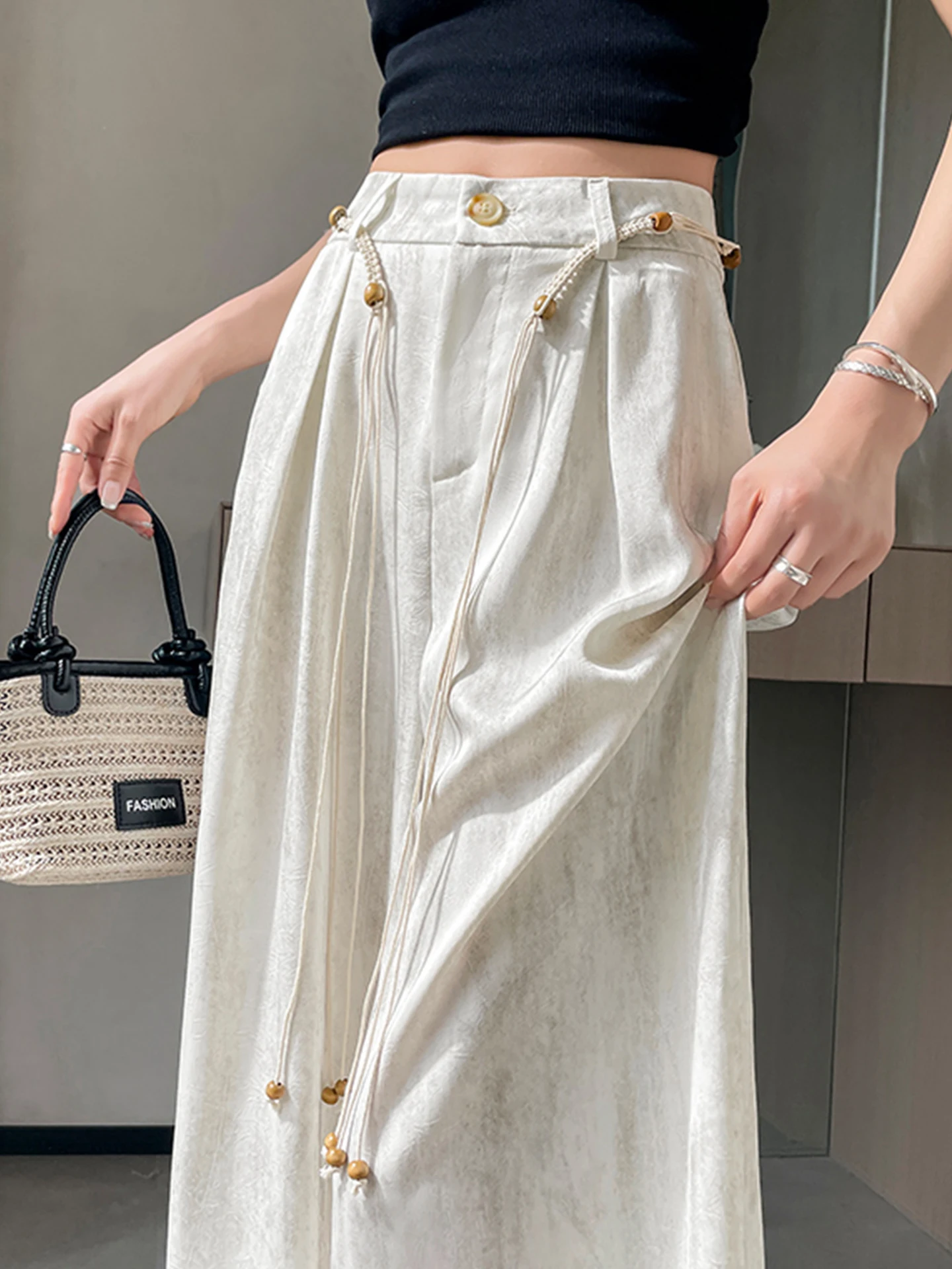 Summer Thin High Waist Loose Dyeing Acetate Satin Ice Silk Wide Leg Pants Women Casual Sun Protection Long Trousers
Summer Thin High Waist Loose Dyeing Acetate Satin Ice Silk Wide Leg Pants Women Casual Sun Protection Long Trousers