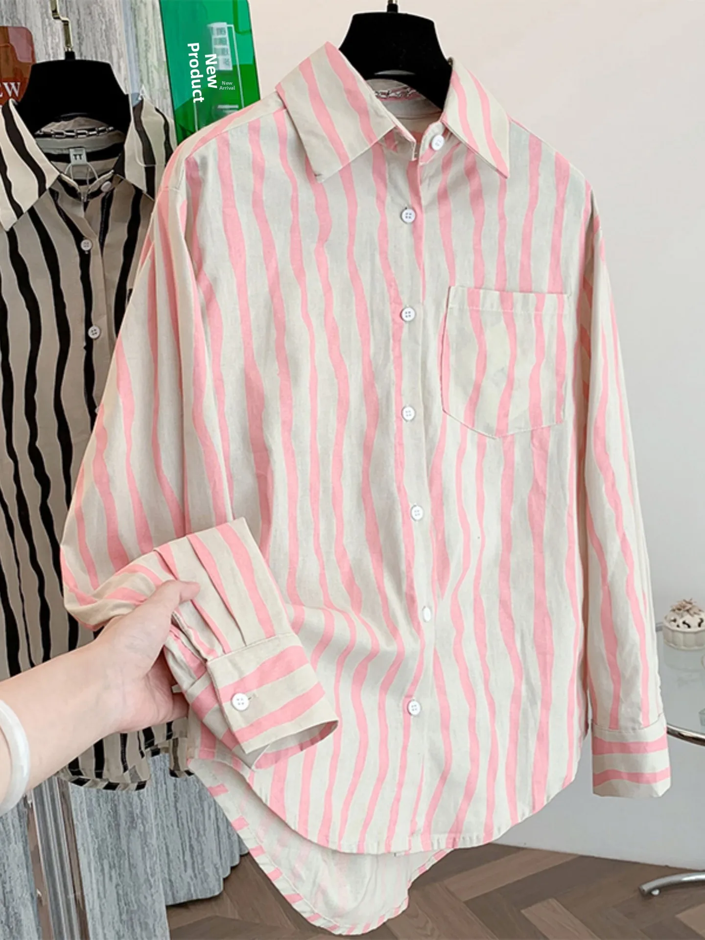 Pink Striped Long Sleeve Neck Base Shirt Women's Spring Autumn plus Size Slimming Shoulder Line Korean Style Casual Shirt
Pink Striped Long Sleeve Neck Base Shirt Women's Spring Autumn plus Size Slimming Shoulder Line Korean Style Casual Shirt