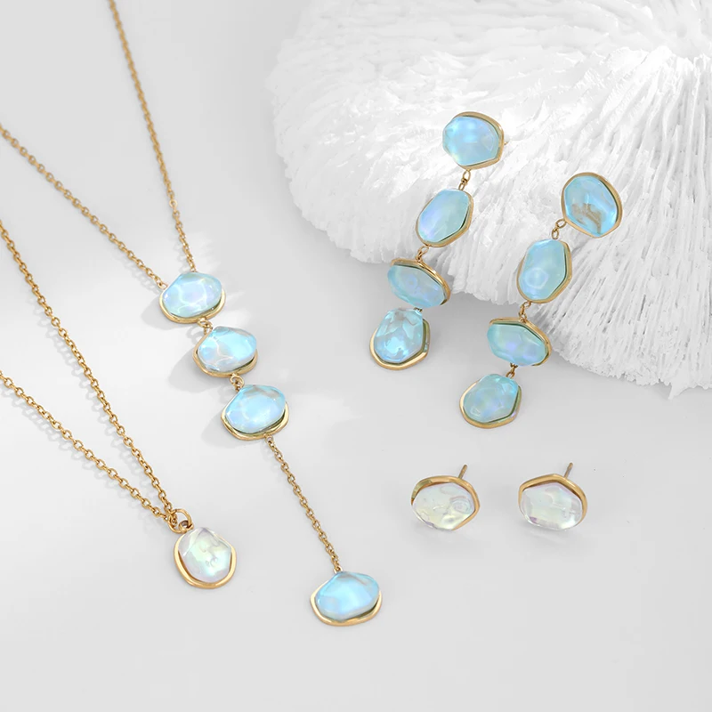 PRISCA | Mint Green Resin Earrings for Women and Girl Stainless Steel Trendy Summer Jewelry Fashion Gold Wholesale
PRISCA | Mint Green Resin Earrings for Women and Girl Stainless Steel Trendy Summer Jewelry Fashion Gold Wholesale