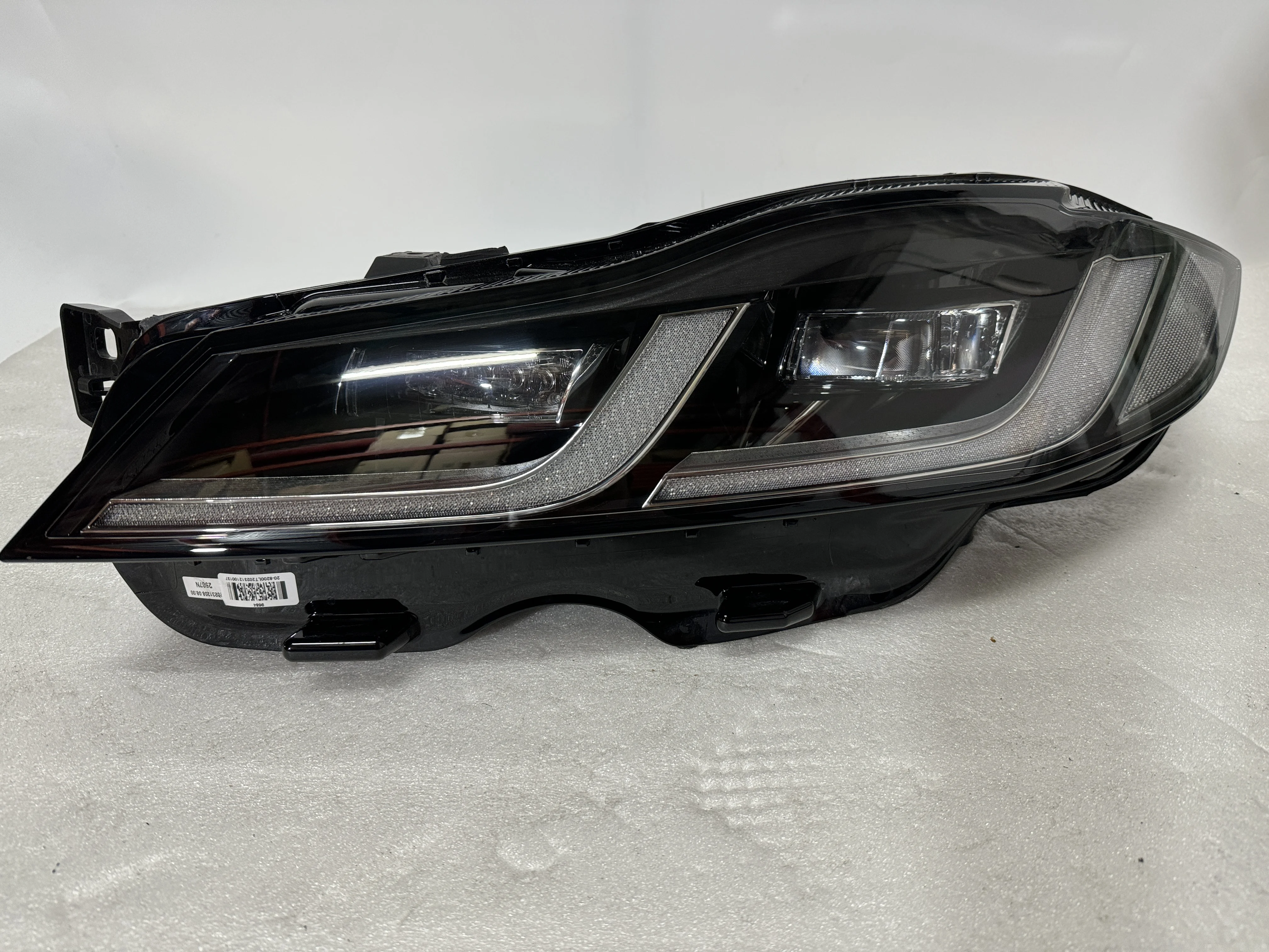 Fit For Jaguar XF Headlight 2020-2025 Jaguar X260 Headlight XF LED Headlamp 2 Lenses EU Version Upgrade And Modification
Fit For Jaguar XF Headlight 2020-2025 Jaguar X260 Headlight XF LED Headlamp 2 Lenses EU Version Upgrade And Modification